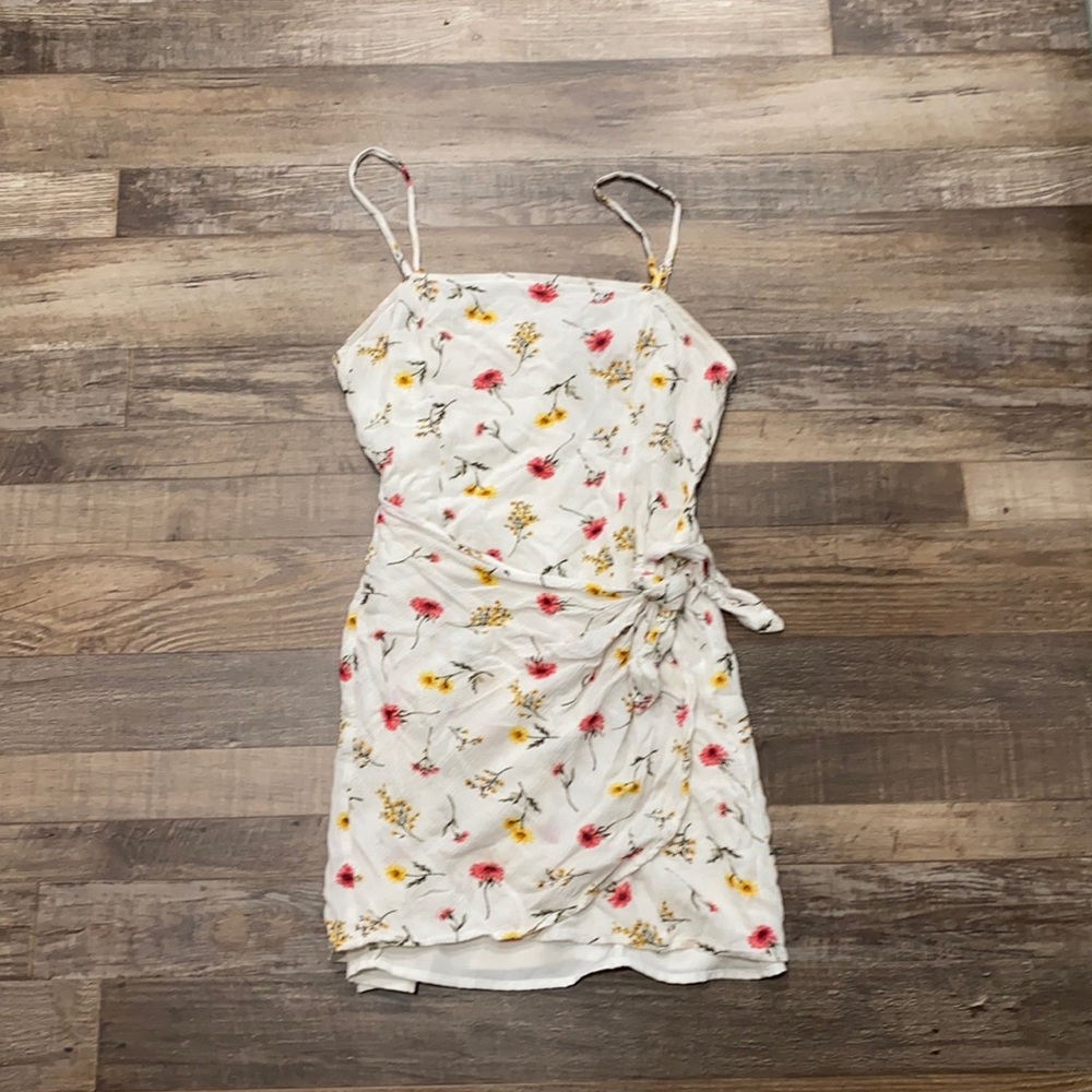 Forever 21 • faux wrap mini dress